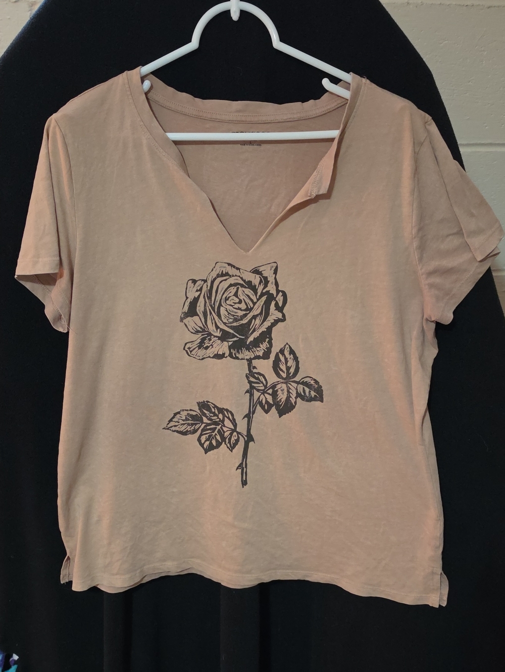 Maurices Peach-Pink Rose Graphic Short Sleeve Tee